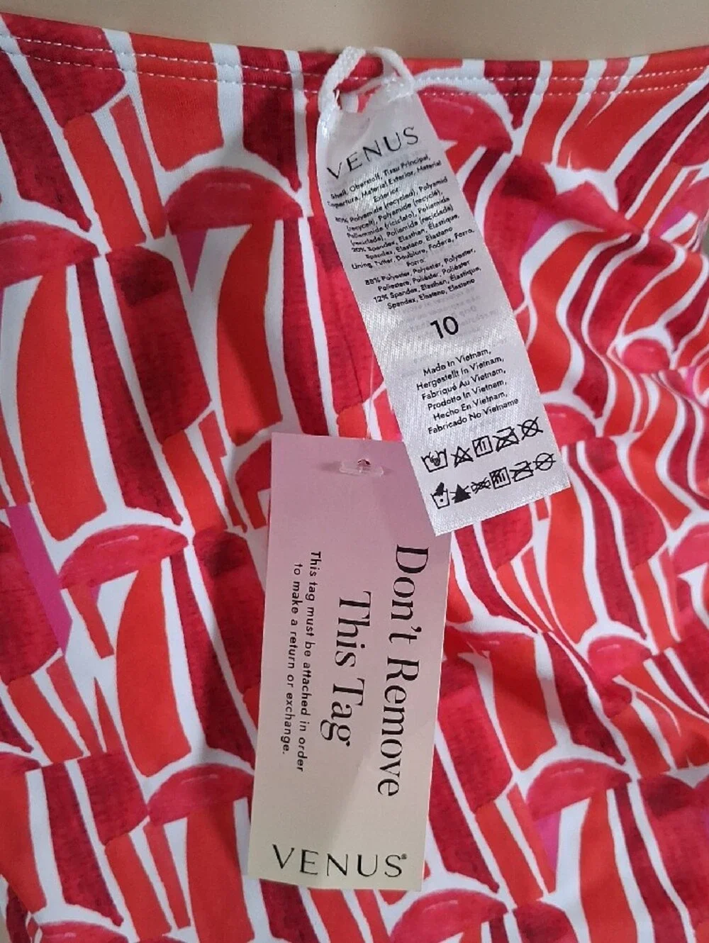 VENUS Red and White Geometric Swimwear - Picture 5 of 7